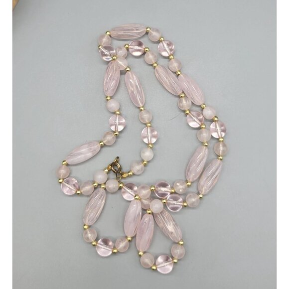 Long Dainty Pink Plastic Round Beaded Costume Necklace N1C - Picture 3 of 6